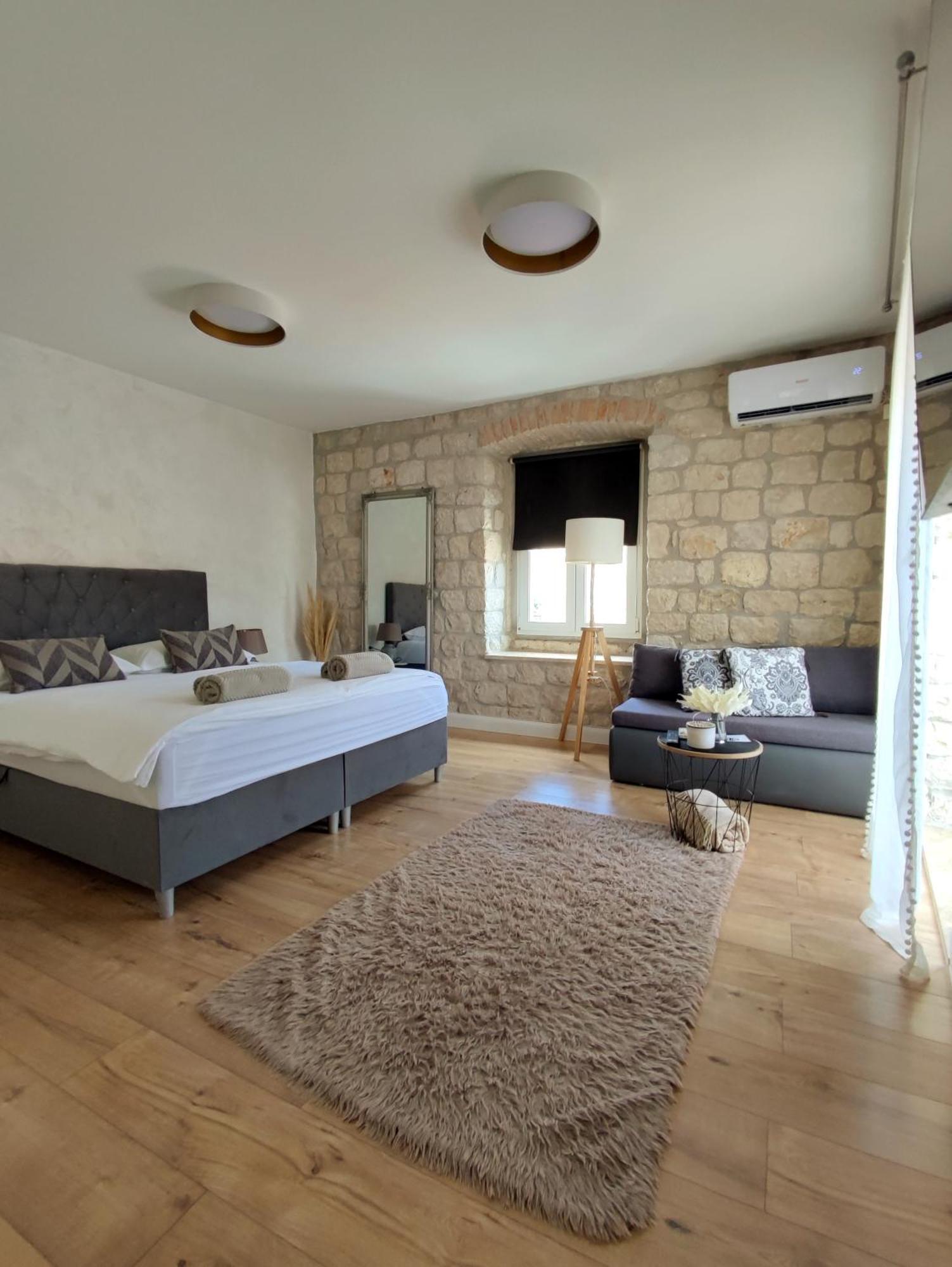 Guest House Exalto Trogir Eksteriør billede
